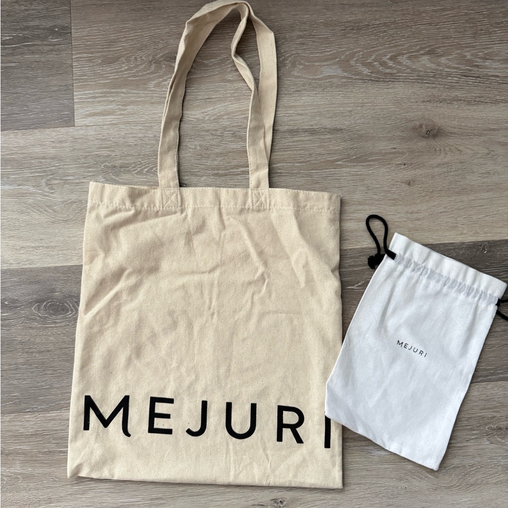 Mejuri Beige Canvas Tote with White Drawstring Pouch